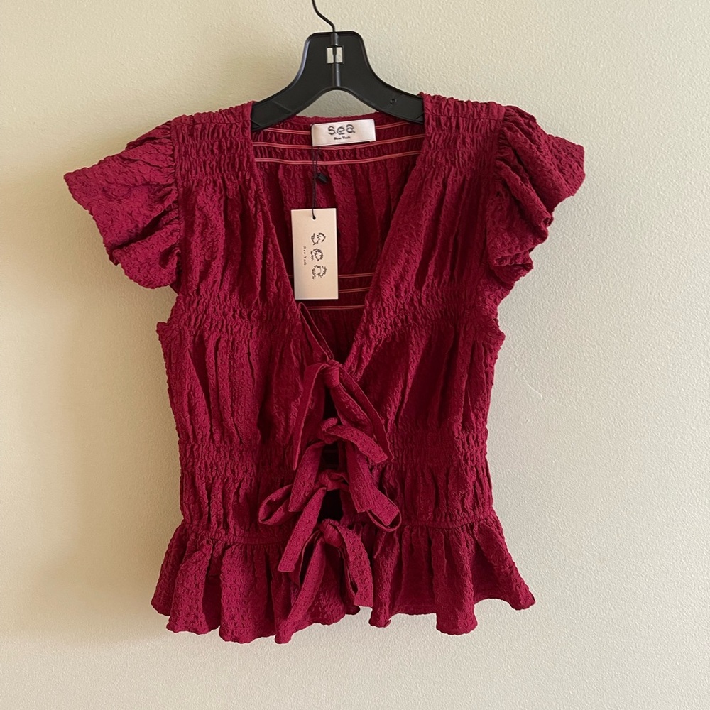 Sea NY flutter slv top. Brand new with tag
